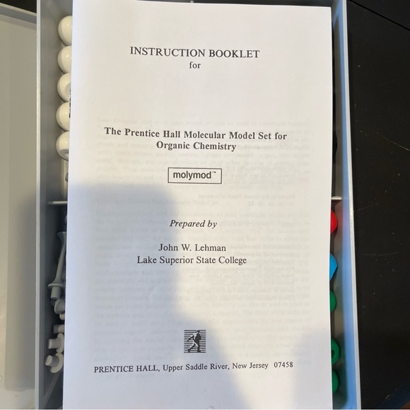 Prentice Hall Molecular Model Molecular Model Set for Organic Chemistry - Picture 2 of 3